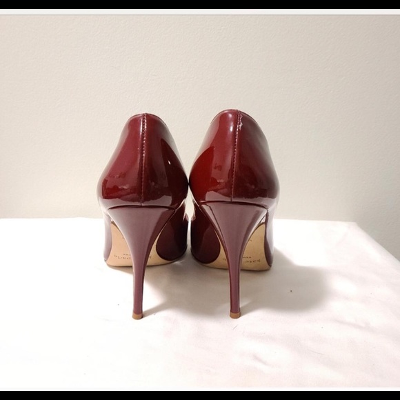 Classic Kate Spade Heels - Picture 5 of 7